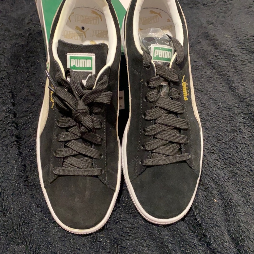 Brand new Puma Suede Classic. Never worn in box.